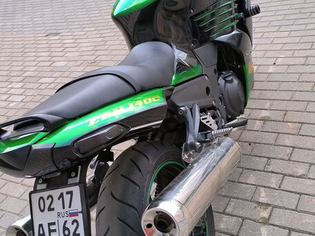 2008 Kawasaki ZZR 1400, зелёный, 600000 рублей, вид 2
