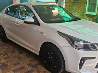 2018 Kia Rio IV, белый, 1100000 рублей, вид 2