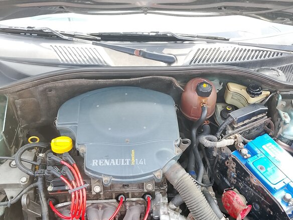 2004 Renault Symbol I Рестайлинг, серый, 330000 рублей - вид 7