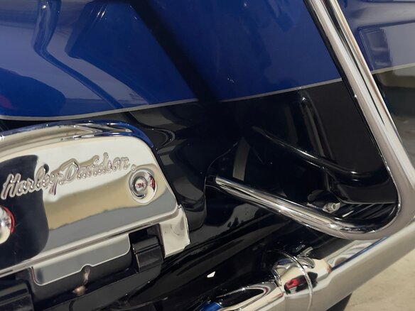 2010 Harley-Davidson Electra Glide, синий, 2150000 рублей - вид 14