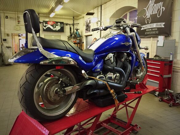2007 Suzuki Boulevard M109R, синий, 1100000 рублей - вид 5
