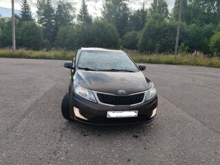 2015 Kia Rio 6-speed III, коричневый, 879000 рублей, вид 5