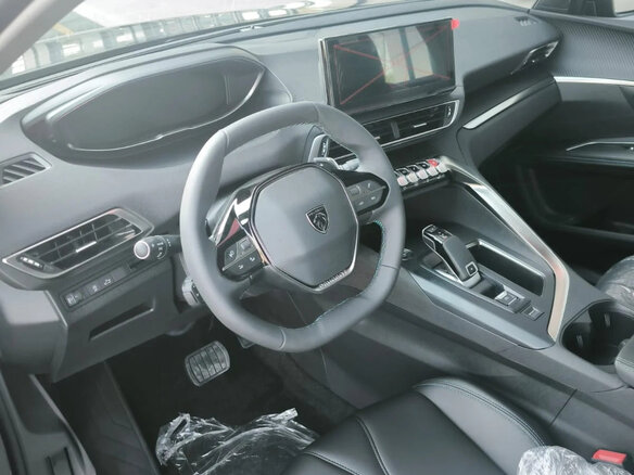 2026 Peugeot 5008 II Рестайлинг, серый, 2600000 рублей - вид 7