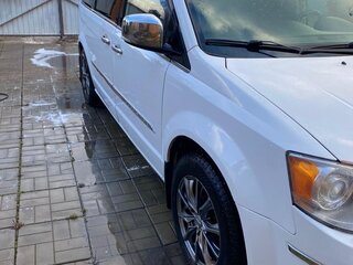 2014 Chrysler Voyager Grand V Рестайлинг, белый, 2450000 рублей, вид 1
