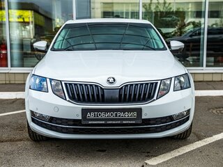 2019 Skoda Octavia III (A7) Рестайлинг, белый, 1748000 рублей, вид 2