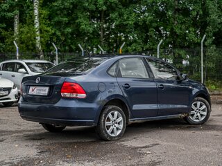 2013 Volkswagen Polo V, синий, 485000 рублей, вид 2