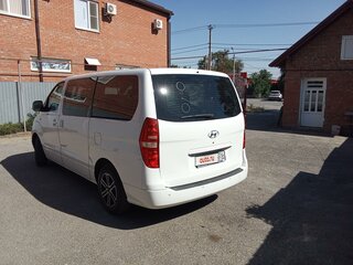 2012 Hyundai Grand Starex I, белый, 1500000 рублей, вид 3