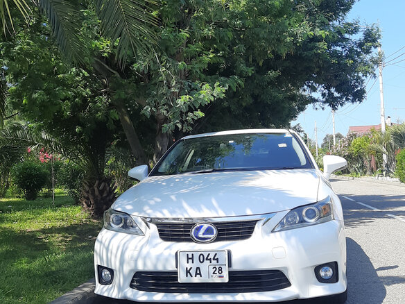 2011 Lexus CT 200h I, белый, 1450000 рублей - вид 2