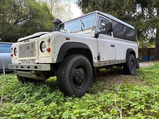 1999 Land Rover Defender 90 I, белый, 1200000 рублей, вид 1