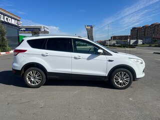 2016 Ford Kuga II, белый, 1600000 рублей, вид 3