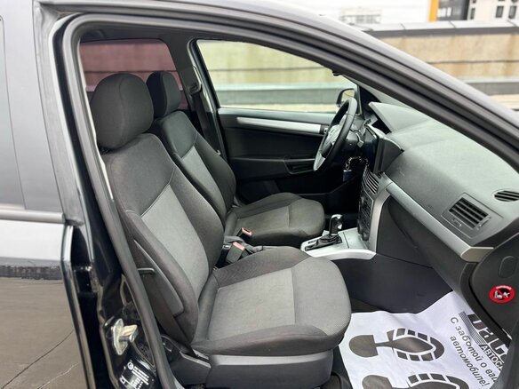 2012 Opel Astra H Рестайлинг, чёрный - вид 17