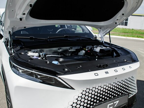 2026 Omoda C7, белый, 3068010 рублей - вид 24