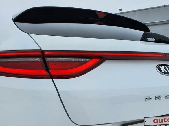 2019 Kia Proceed GT I, белый, 1950000 рублей - вид 10