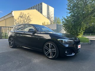 2019 BMW 1 серии 118i II (F20/F21) Рестайлинг 2, чёрный, 2050000 рублей, вид 2