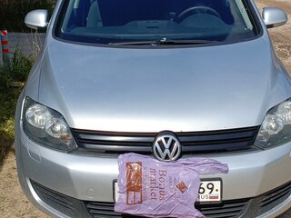 2010 Volkswagen Golf Plus II, серебристый, 750000 рублей, вид 1