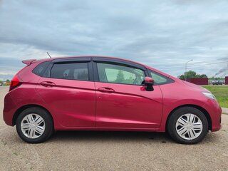 2018 Honda Fit III Рестайлинг, красный, 1240000 рублей, вид 2