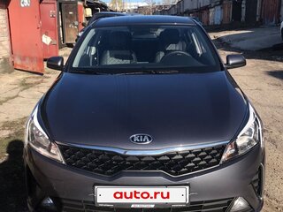 2021 Kia Rio IV Рестайлинг, серый, 1950000 рублей, вид 2