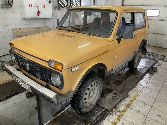 1985 Lada (ВАЗ) 2121 (4x4) I, оранжевый, 195000 рублей