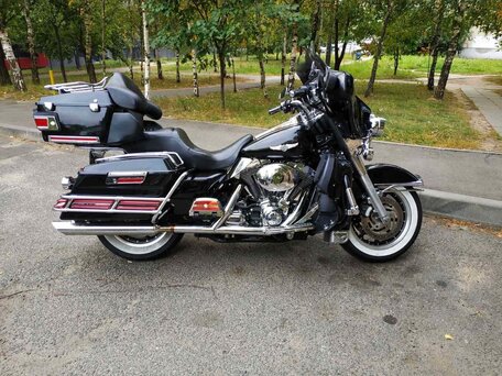 2005 Harley-Davidson Electra Glide, чёрный, 750000 рублей, вид 4