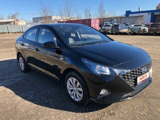 2020 Hyundai Solaris II Рестайлинг, чёрный, 1700000 рублей, вид 3