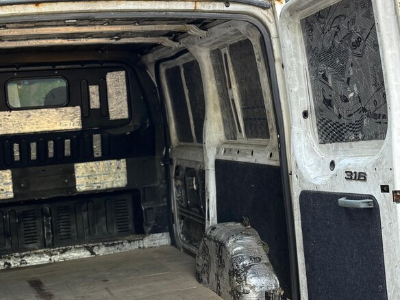 2010 Ford Transit, белый, 800000 рублей - вид 12