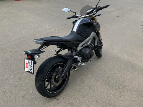 2016 Yamaha MT-09 (FZ-09), чёрный, 680000 рублей, вид 5