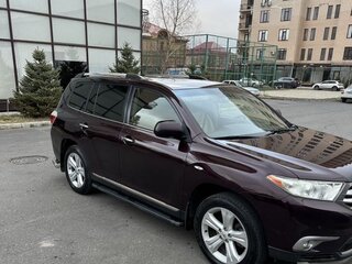 2012 Toyota Highlander II (XU40) Рестайлинг, пурпурный, 1700000 рублей, вид 3