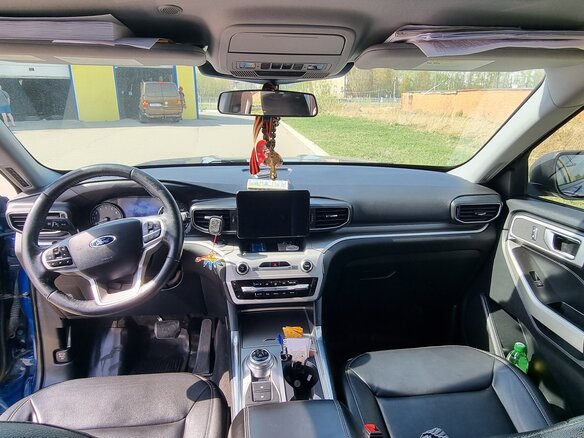 2020 Ford Explorer VI, синий, 3000000 рублей - вид 6