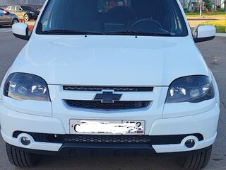 2020 Chevrolet Niva I Рестайлинг, белый, 890000 рублей, вид 3