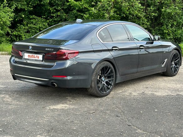2017 BMW 5 серии 520d VII (G30/G31/G38), чёрный, 2667405 рублей - вид 4