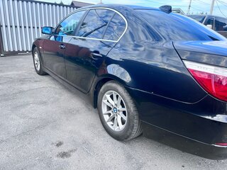 2007 BMW 5 серии 525i V (E60/E61), чёрный, 1050000 рублей, вид 3