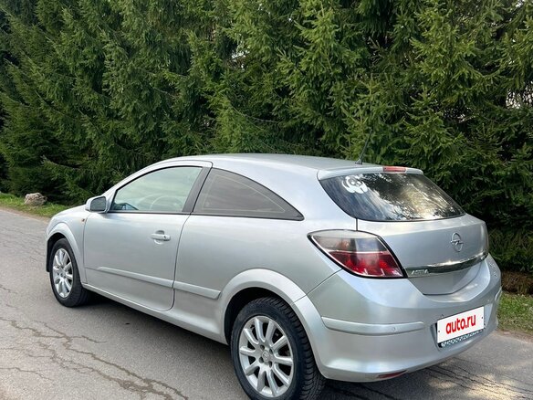 2007 Opel Astra GTC H Рестайлинг, серебристый, 400000 рублей - вид 4