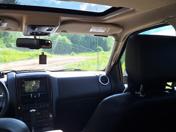 2008 Ford Explorer IV, серебристый - вид 6