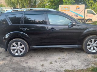 2010 Mitsubishi Outlander II Рестайлинг, чёрный, 1100000 рублей, вид 2