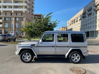 2000 Mercedes-Benz G-Класс 500 Euro 2 II (W463), серебристый, 1899999 рублей, вид 2