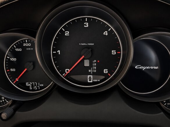 2011 Porsche Cayenne Diesel II (958), белый, 2599000 рублей - вид 4