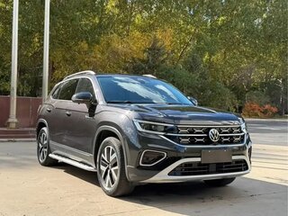 2023 Volkswagen Tayron I Рестайлинг, серый, 2400000 рублей, вид 3