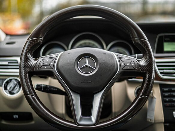 2014 Mercedes-Benz E-Класс 250 CDI IV (W212, S212, C207) Рестайлинг, синий, 1980000 рублей - вид 6