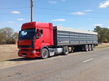 1998 Renault Premium, красный, 2600000 рублей, вид 3