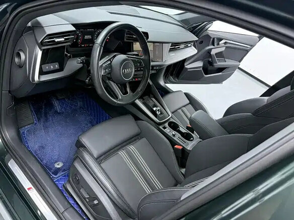2024 Audi A3 Sportback 35 TFSI IV (8Y) Рестайлинг, зелёный, 2200000 рублей - вид 1