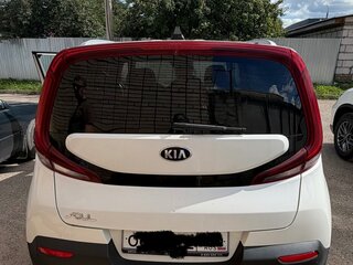 2019 Kia Soul III, белый, 1950000 рублей, вид 3