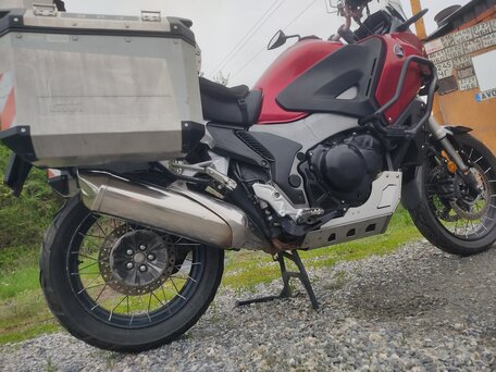 2012 Honda VFR 1200X (Crosstourer), красный, 755000 рублей, вид 4