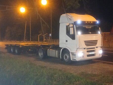 2003 Iveco Stralis, белый, 1650000 рублей, вид 2