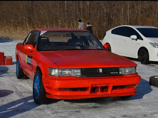 1990 Toyota Chaser IV (X80), красный, 420000 рублей, вид 2