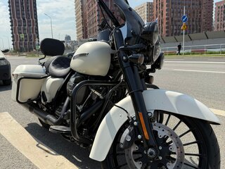 2019 Harley-Davidson Road King, белый, 2790000 рублей, вид 3