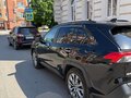 2022 Toyota RAV4 V (XA50), чёрный, 4100000 рублей - вид 3
