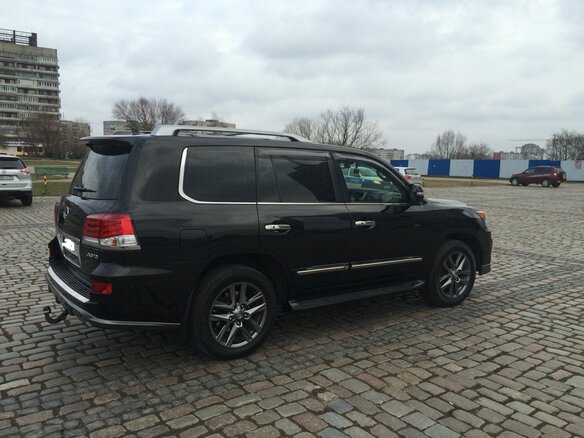 2013 Lexus LX 570 III Рестайлинг, чёрный - вид 5