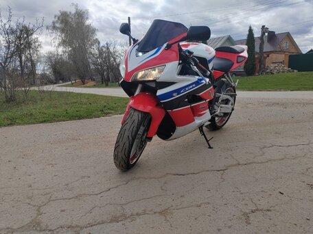 2004 Honda CBR 954RR Fireblade, красный, 500000 рублей, вид 1