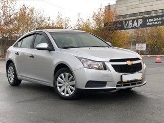 2012 Chevrolet Cruze I Рестайлинг, серебристый, 750000 рублей, вид 3