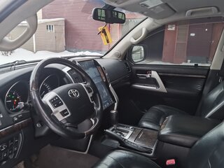 2012 Toyota Land Cruiser 200 Series Рестайлинг 1, белый, 4350000 рублей, вид 5